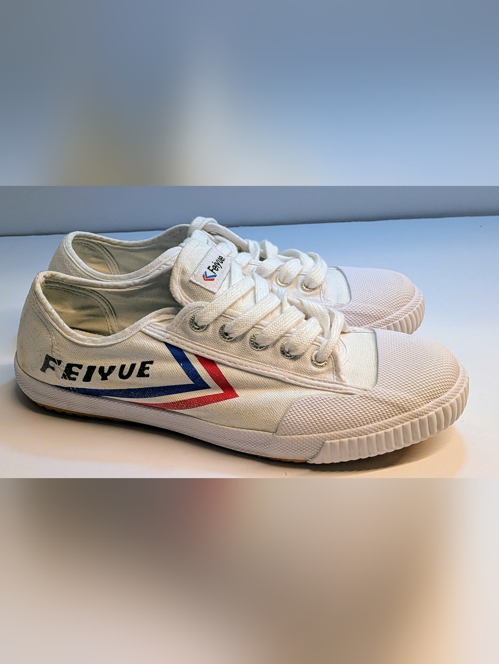Feiyue Rare Vintage Classic Low-Top Sneakers in White Red Blue. Like Brand New